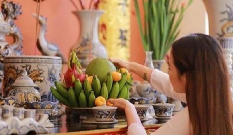 Hướng dẫn viết văn cúng mùng 1 chi tiết và chuẩn xác
